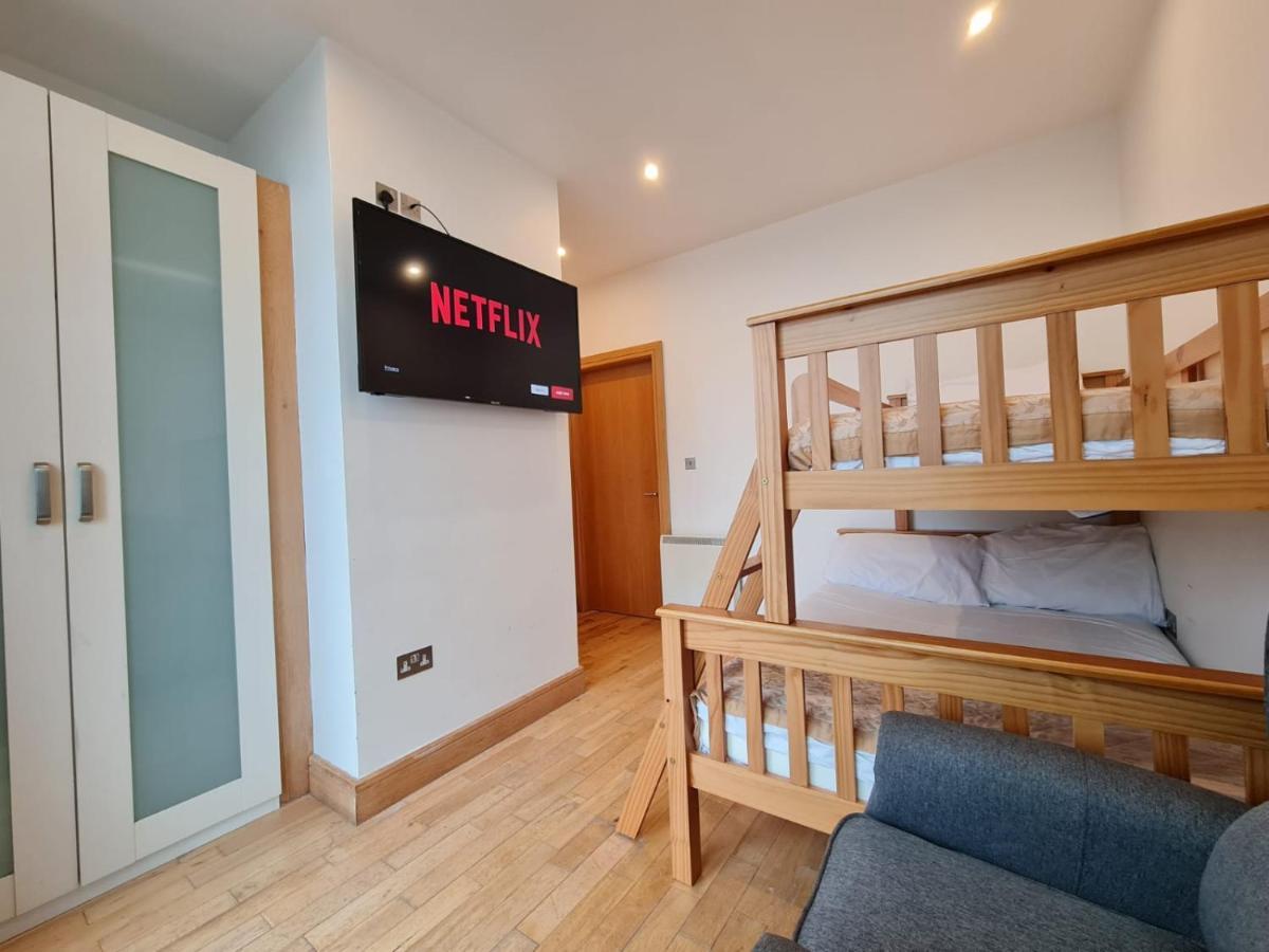 Carlingford Marina Apartments Esterno foto